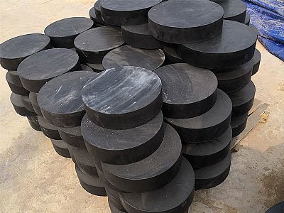 万州区板式橡胶支座由若干层橡胶片与薄钢板经加压硫化